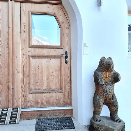 Lumpaz Santa María Val Mustair